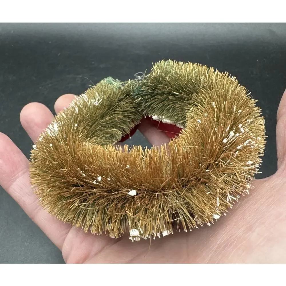 Vintage Bottle Brush Wreath Christmas Decoration with Balls Glitter TO5